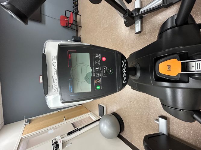Octane MTX Max Trainer Elliptical - Image 4